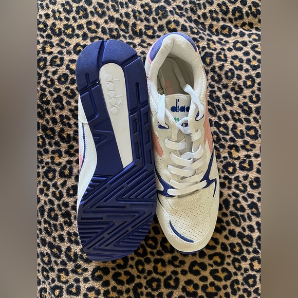 Diadora Cream Sneakers with Pink and Blue Highlights - Picture 4 of 5